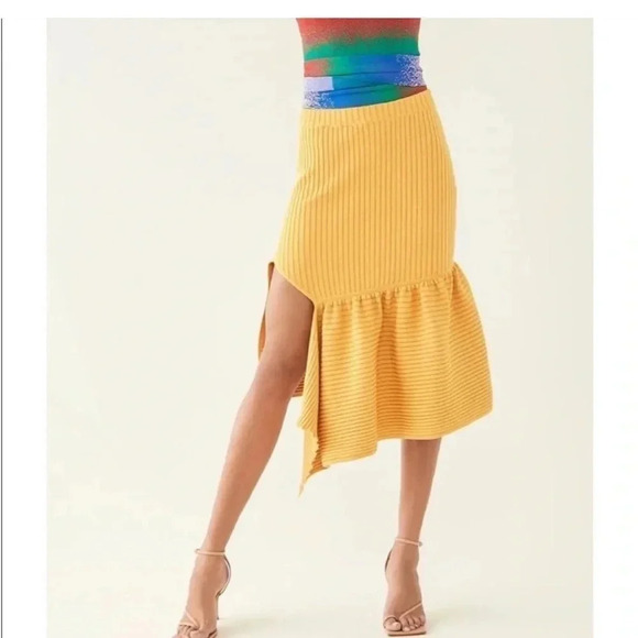 Amur yellow ribbed asymmetrical midi skirt - Picture 2 of 14